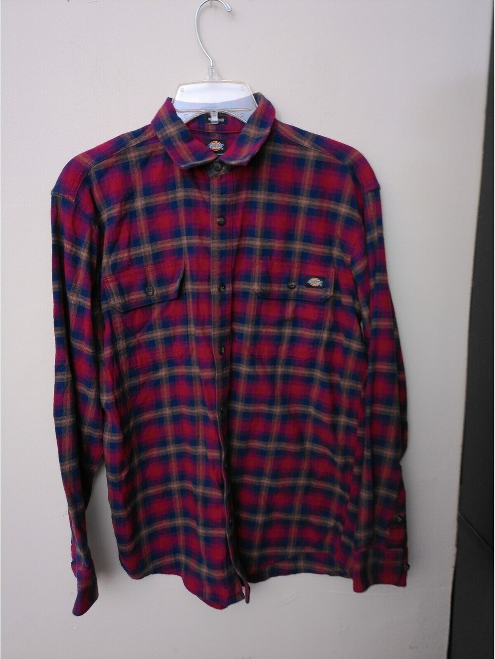 Dickies Mens Relaxed Fit Flannel Shirt Size S Red Plaid Long Sleeve Button Up